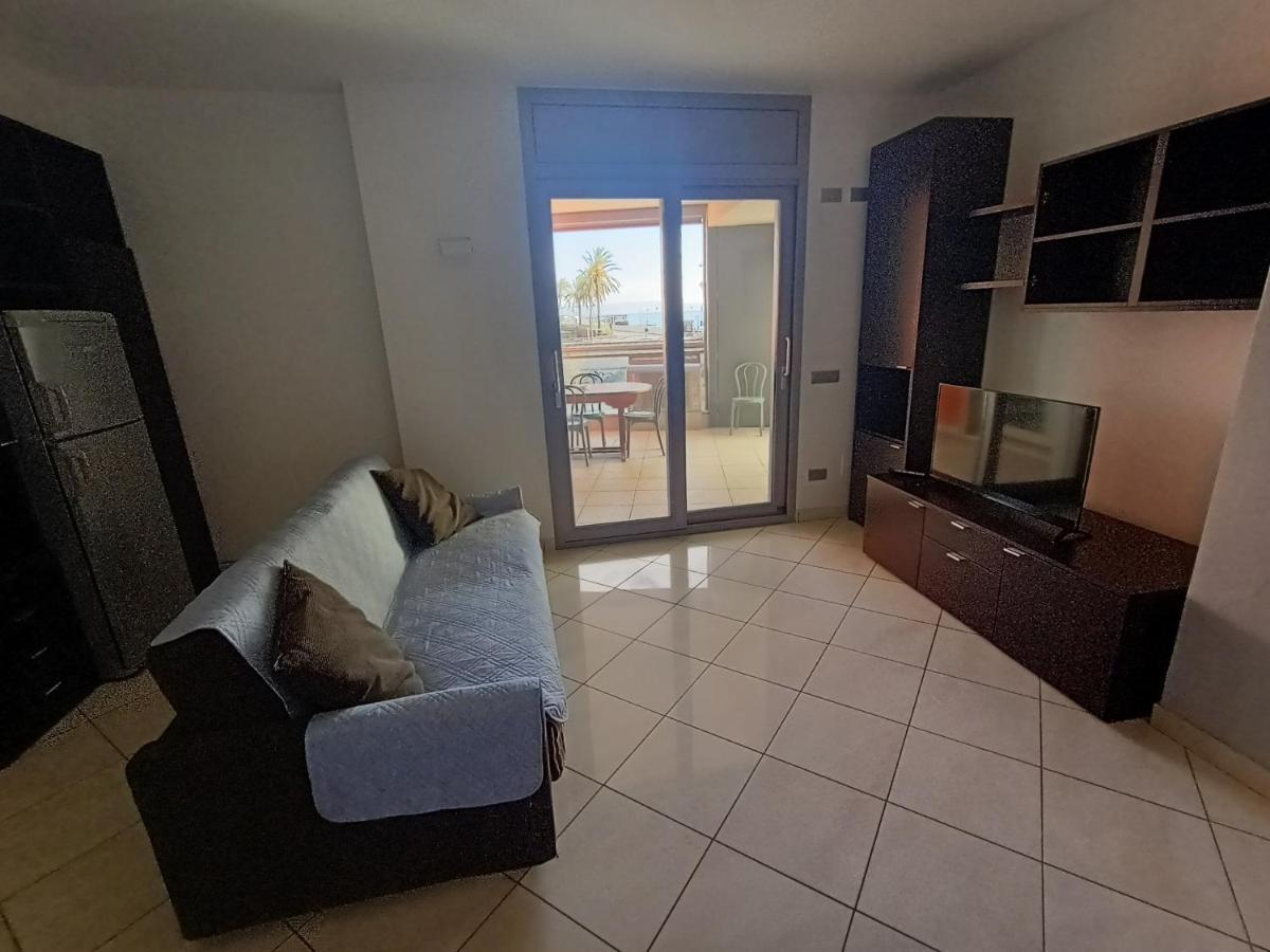 Appartamenti Lungomare Savone Extérieur photo